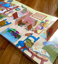 The Berenstain Bears Home Sweet Tree (Random House, 1997) with 60 flaps to lift and learn!